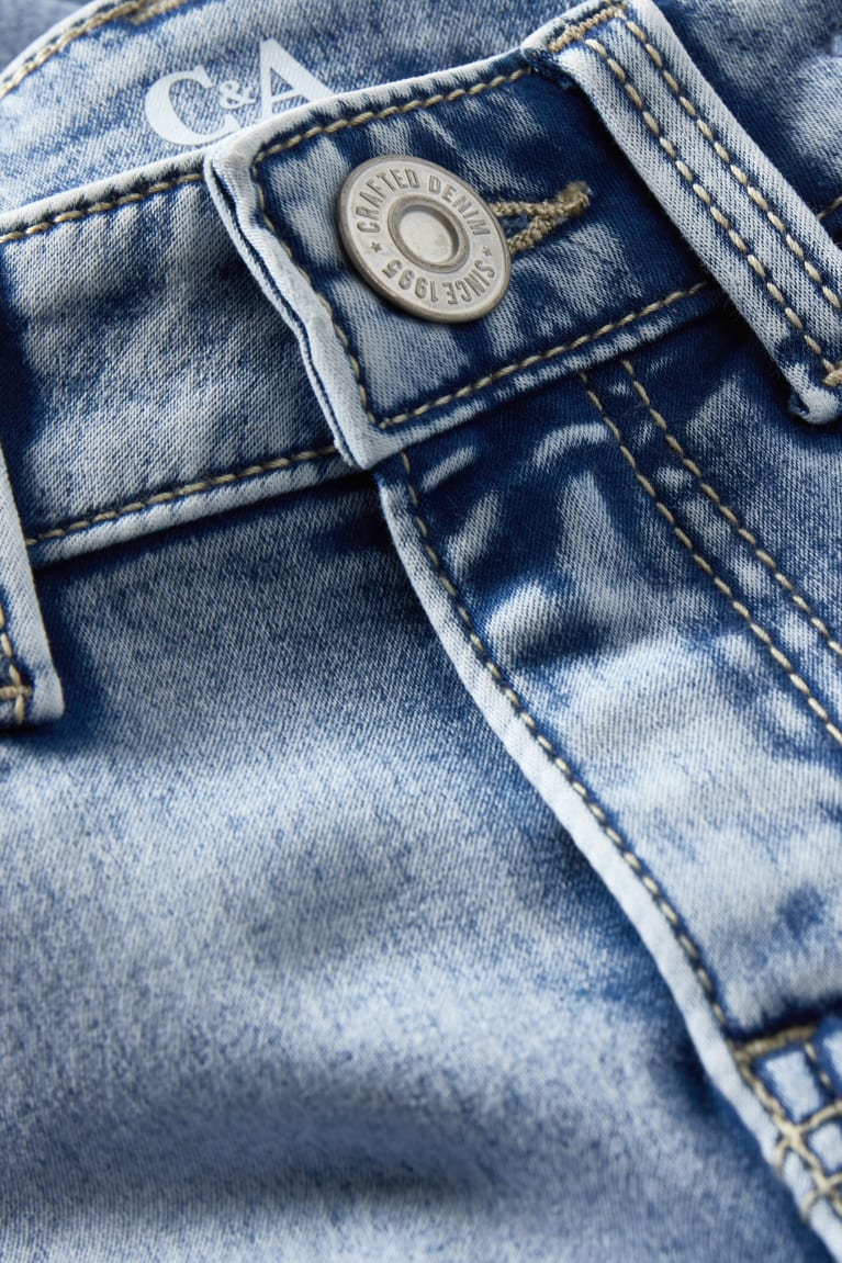 τζιν παντελονι C&A Denim Bermuda μπλε ανοιχτο μπλε | FDUNRP-526